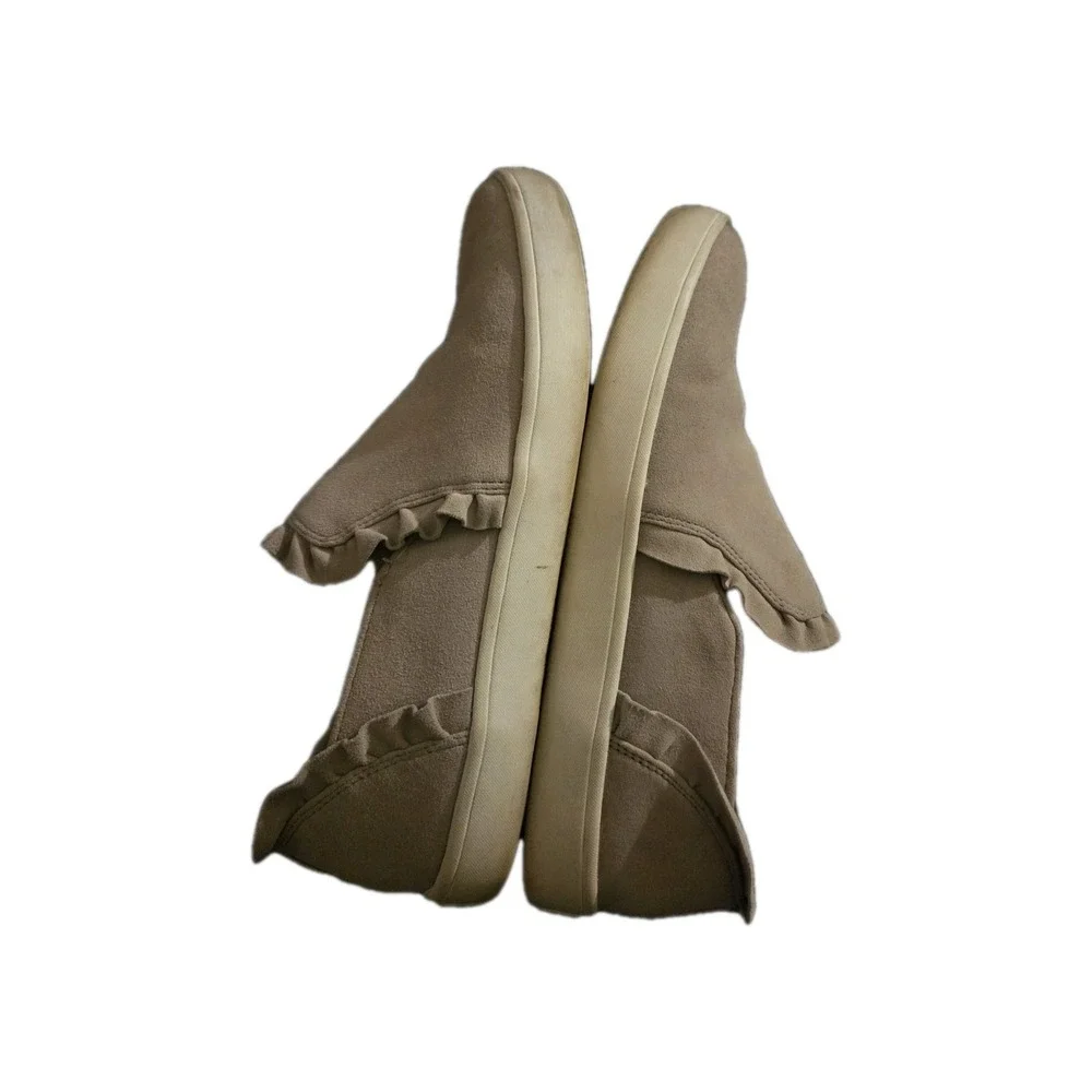 Kate Spade Lilly Ruffle Slip On Sneakers Beige Taupe Suede Leather‎ Flats 7.5M